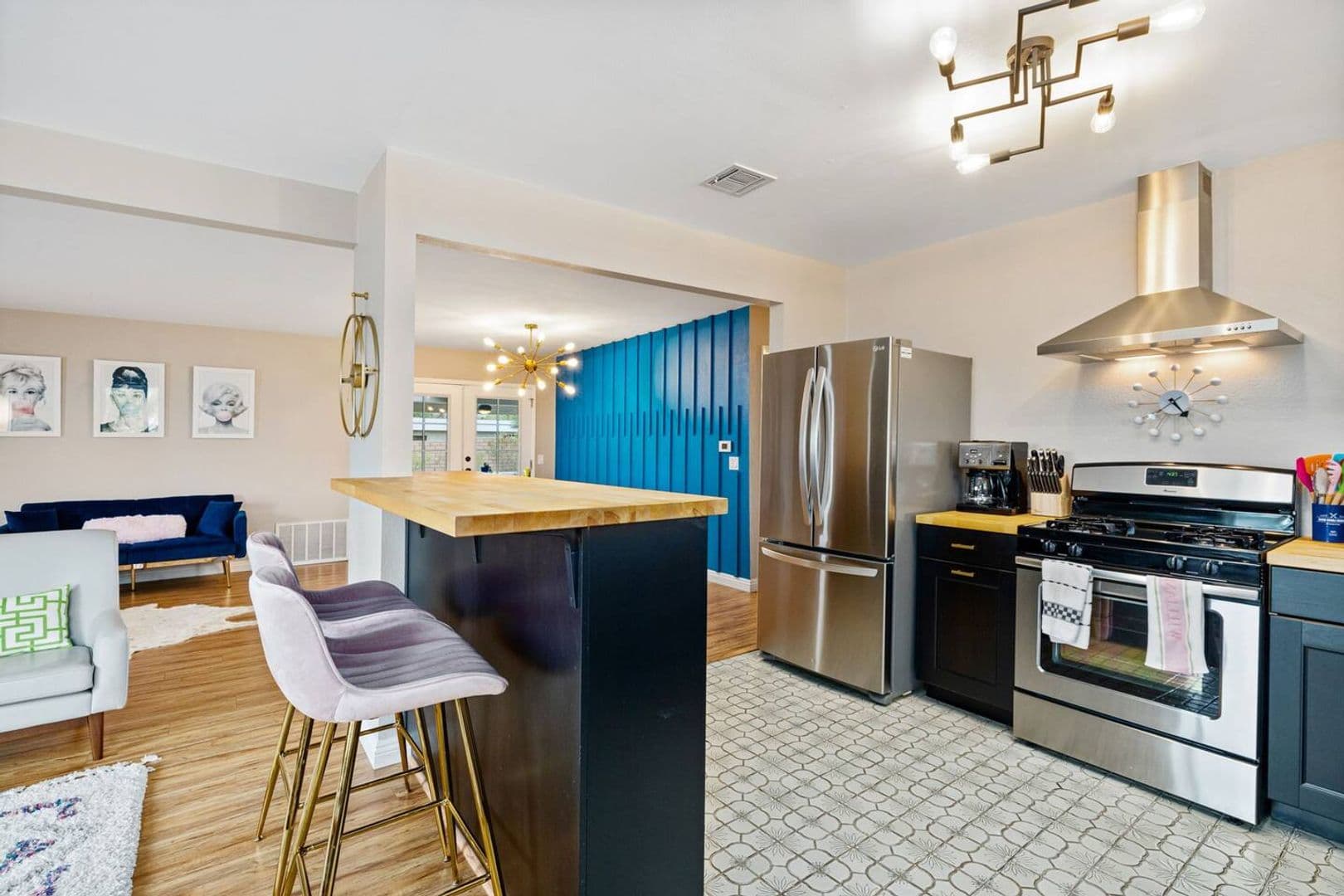 Palm Springs House: 2525 N Cerritos Rd