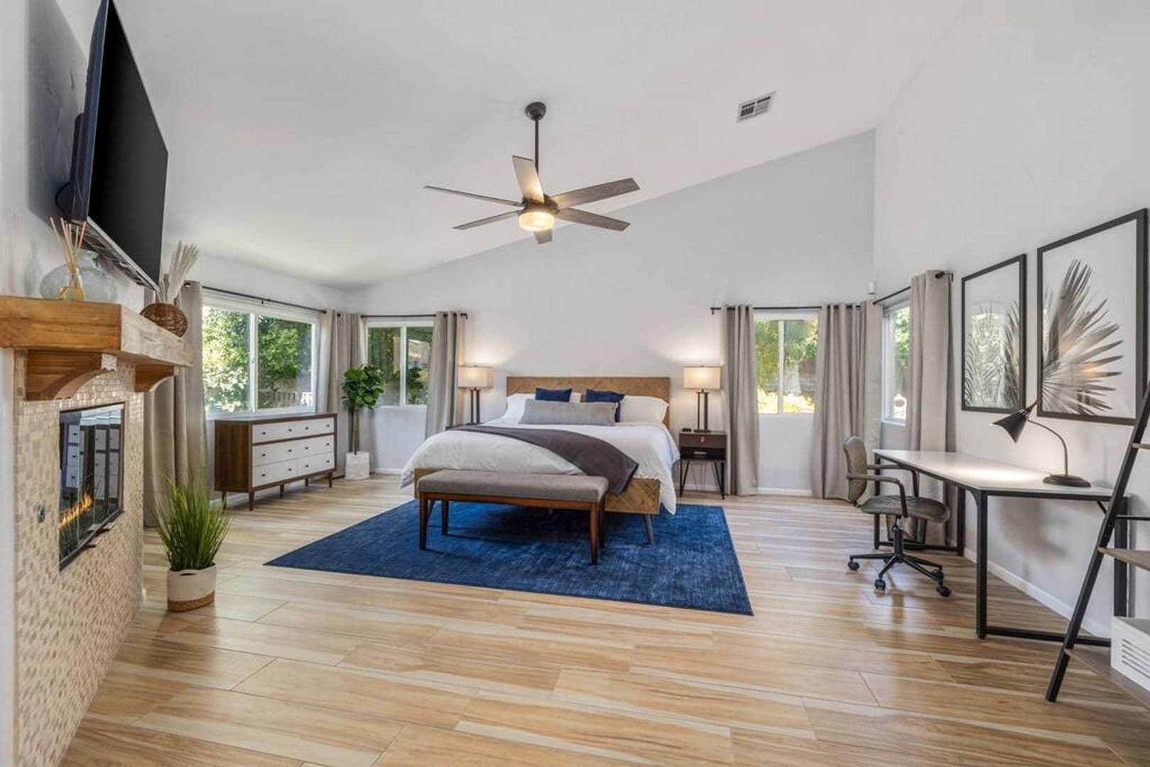 La Quinta House: 79150 Ocotillo Dr