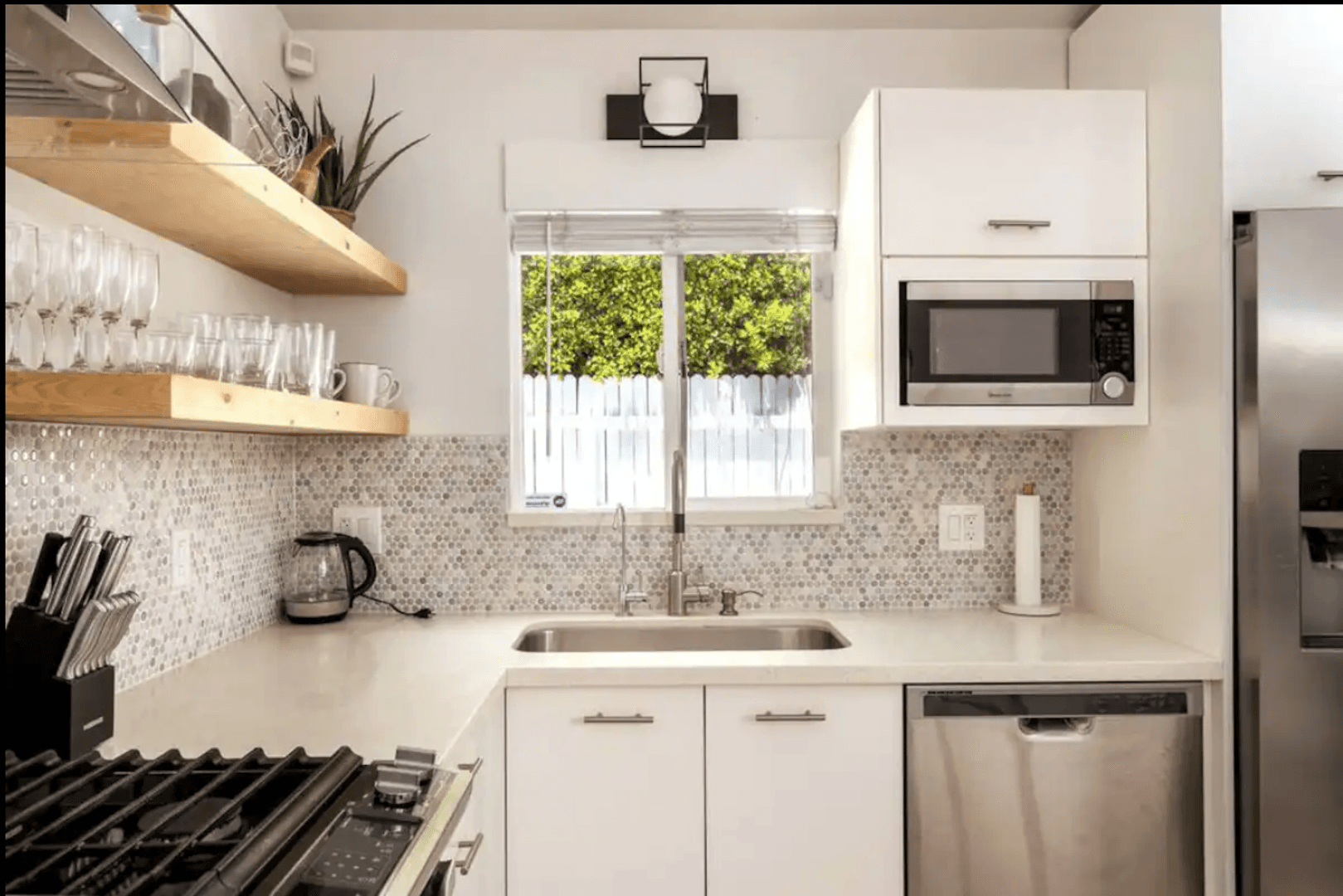 Palm Springs House: 547 N Sunrise Way