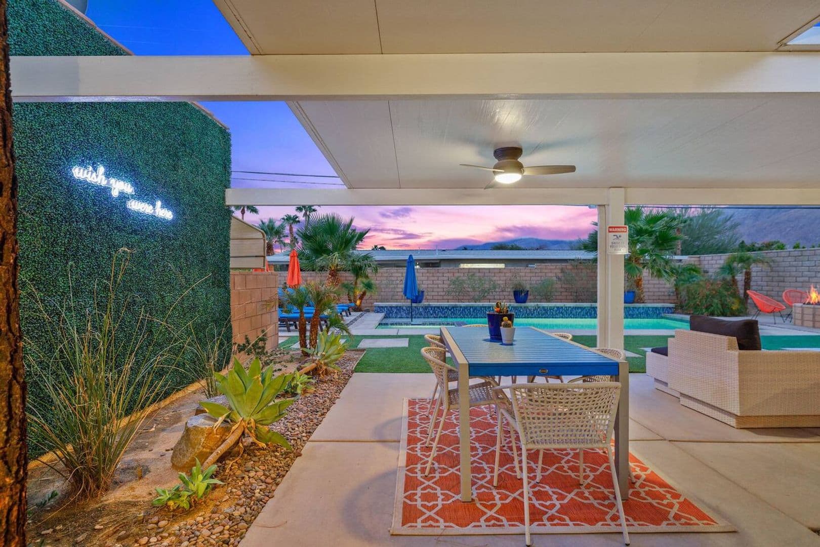 Palm Springs House: 2525 N Cerritos Rd