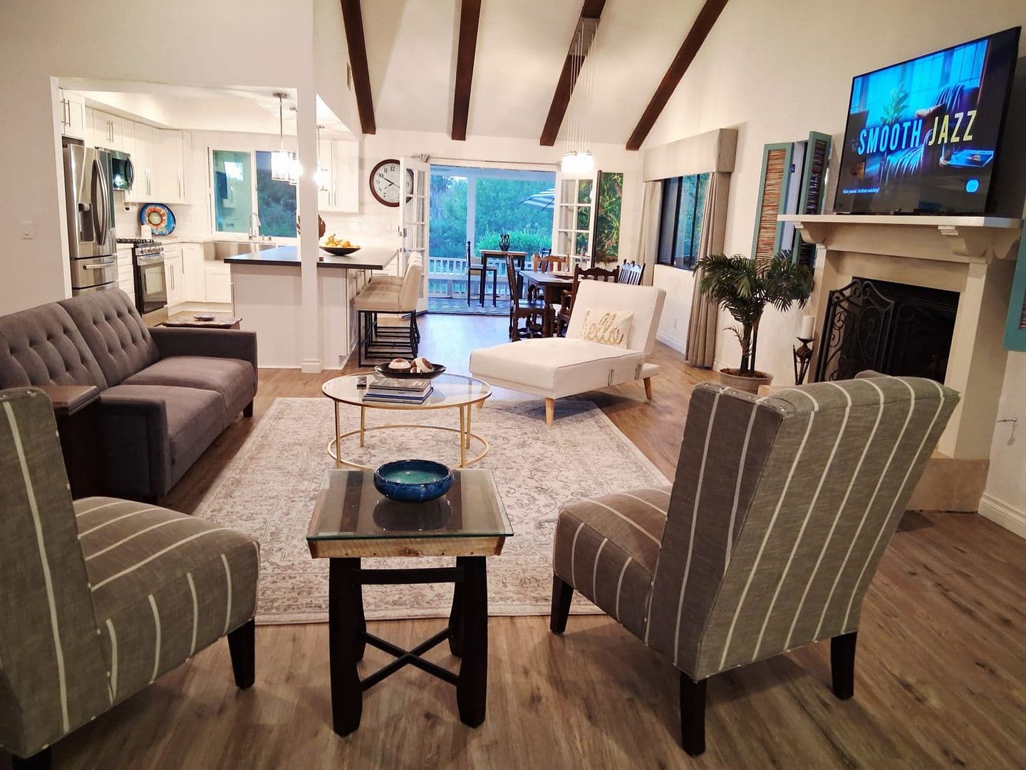 Fallbrook House: 1412 El Nido Dr