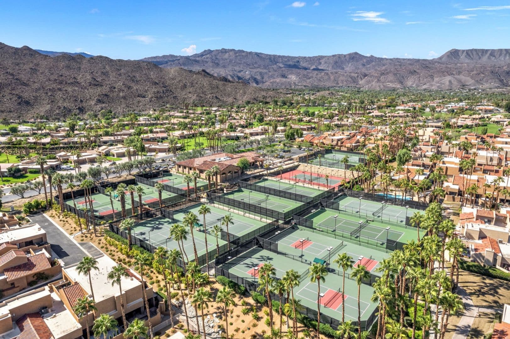 Palm Desert House: 49035 Mariposa Drive