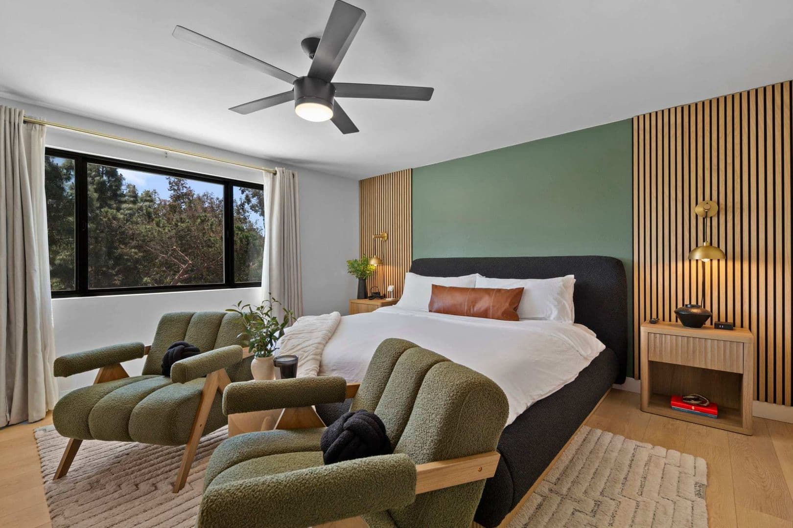 San Diego House: 5865 Cozzens Street