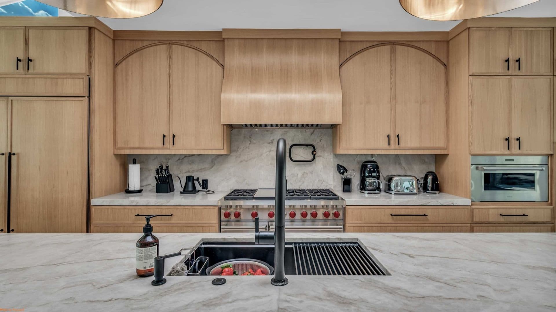 Palm Springs House: 875 Tamarisk Rd
