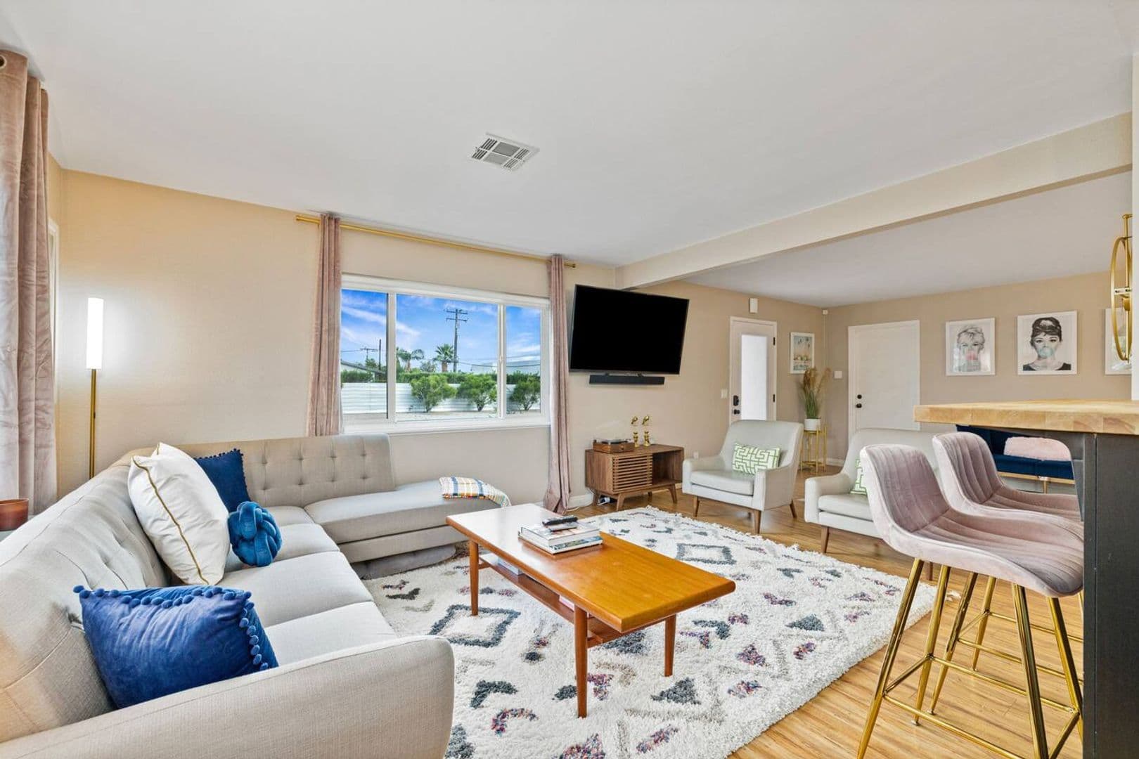 Palm Springs House: 2525 N Cerritos Rd