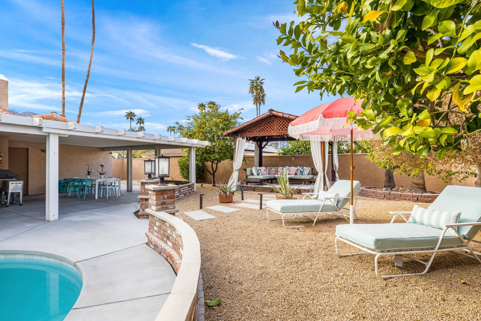 Palm Springs House: 1334 S San Joaquin Dr