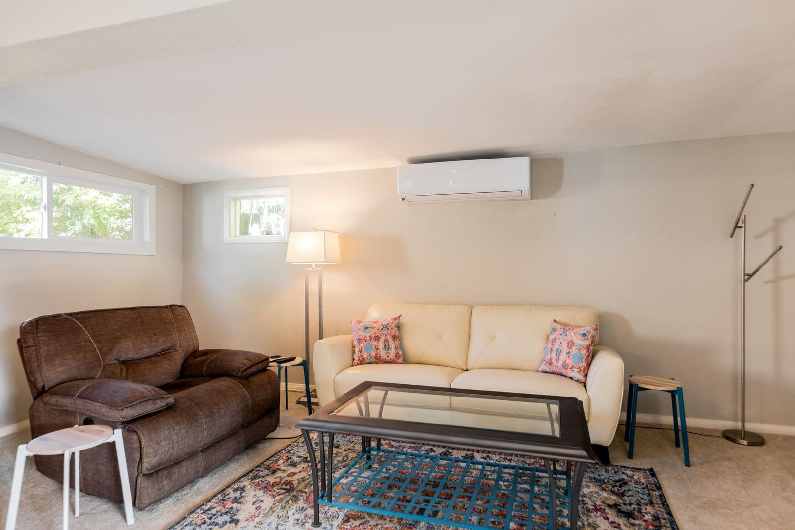 Palm Springs House: 477 East Via Colusa