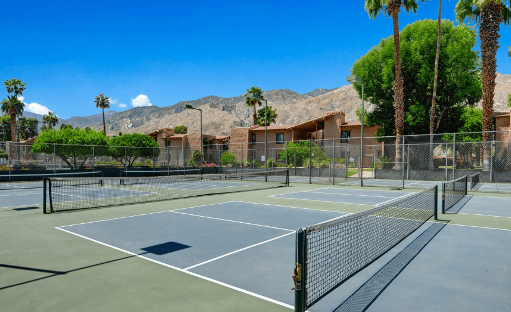 Palm Springs House: 1050 Ramon Road