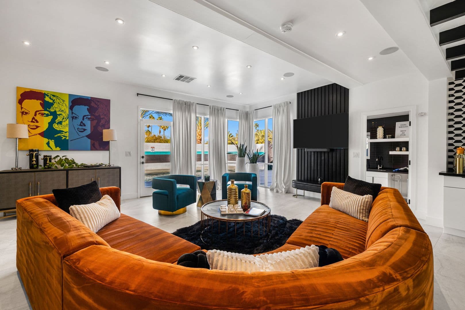 Palm Springs House: 2325 N Girasol Ave