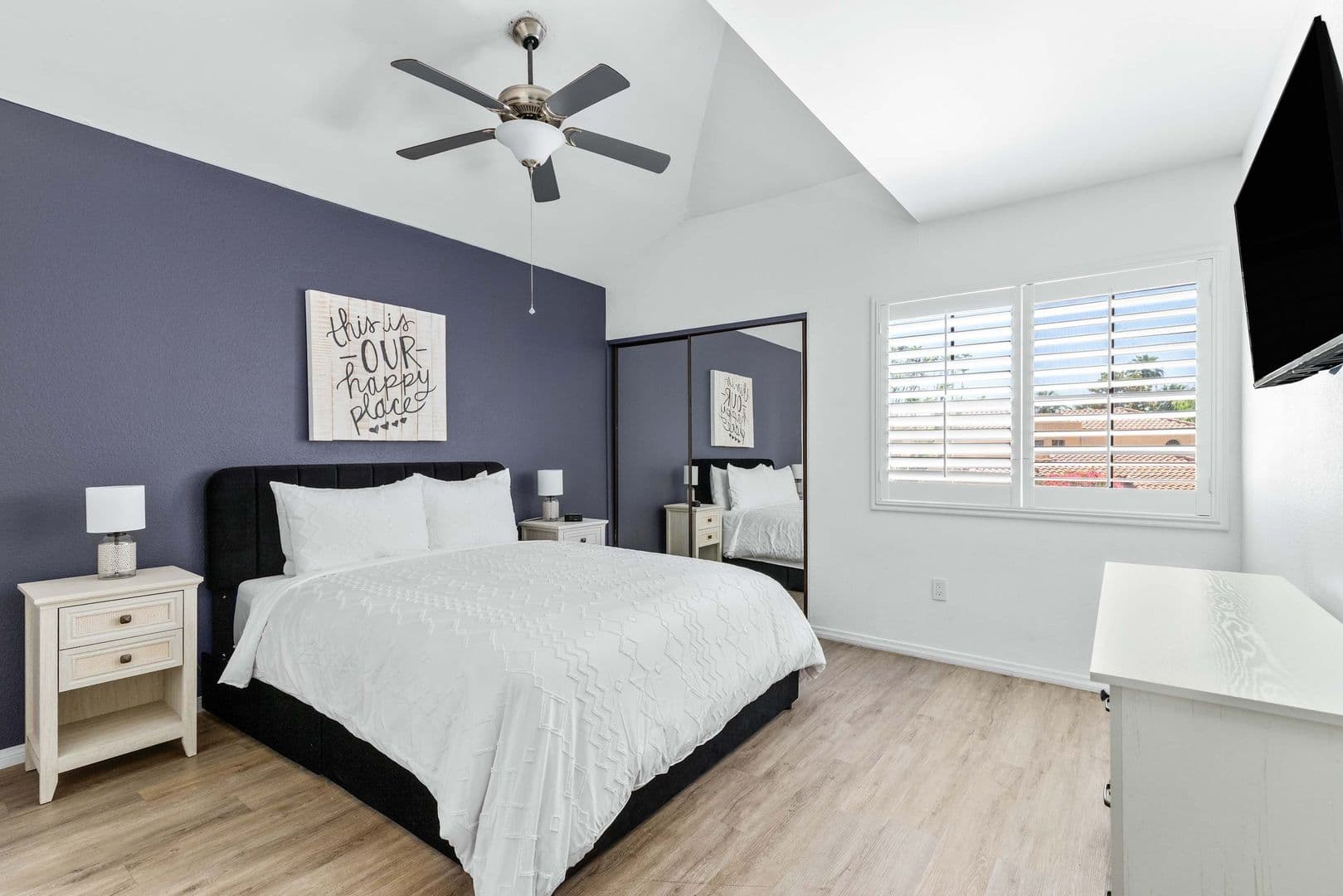 Palm Springs House: 2345 S Cherokee Way