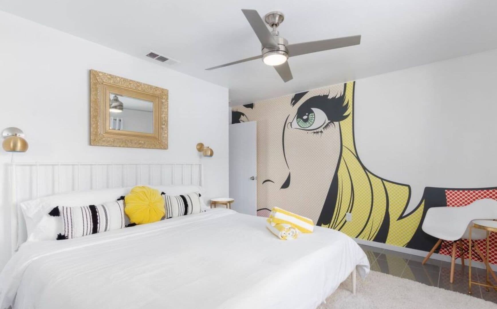 Palm Springs House: 2241 E Finley Rd