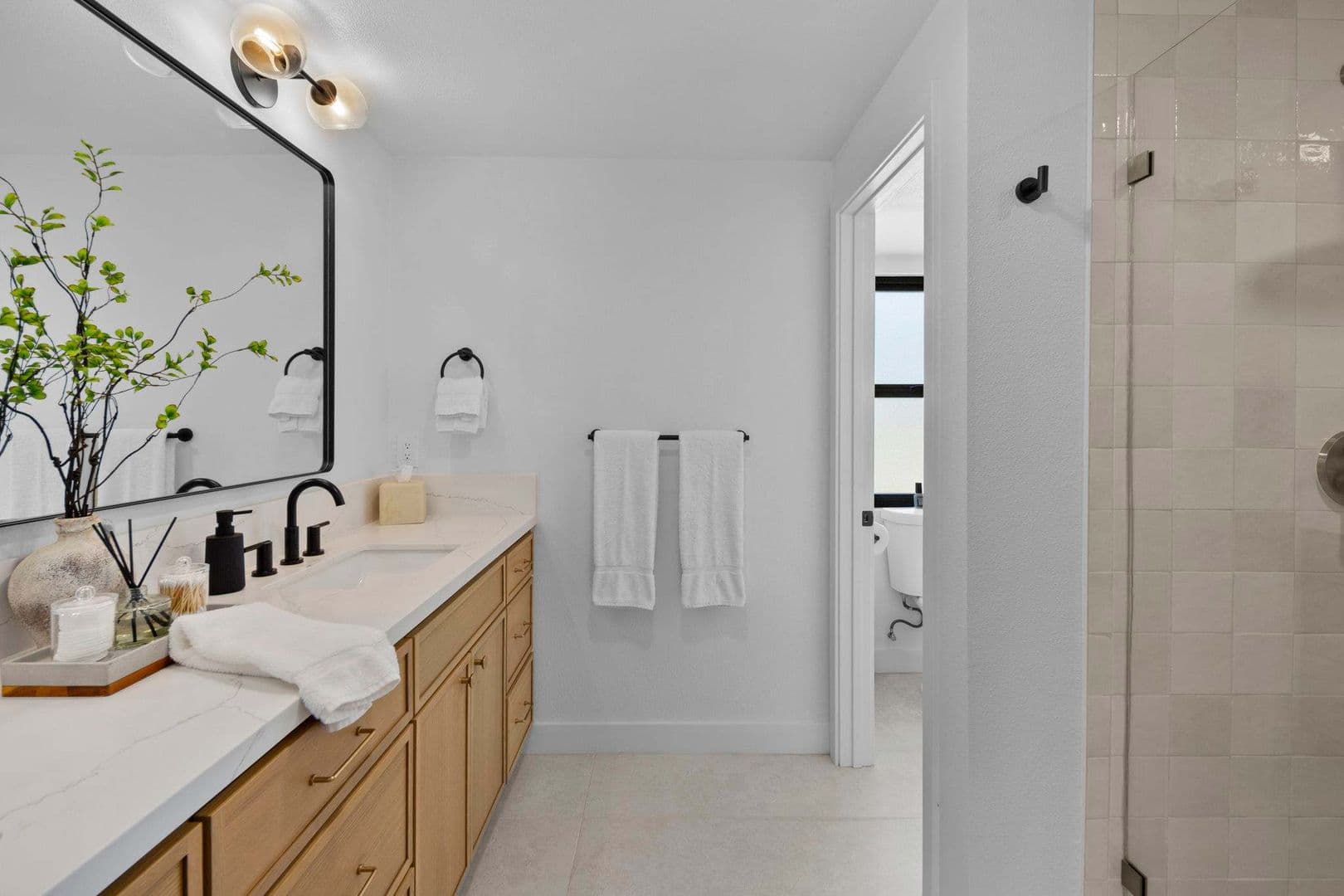 San Diego House: 5865 Cozzens Street