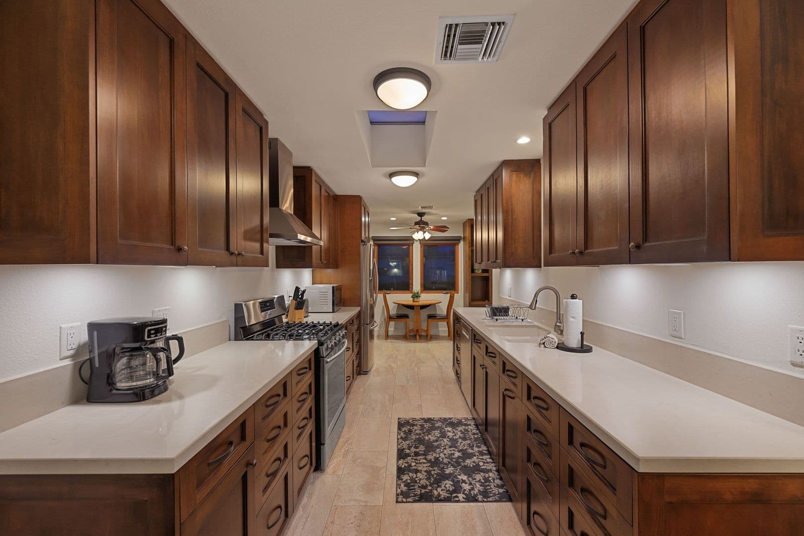Indian Wells House: 74939 Via Lago