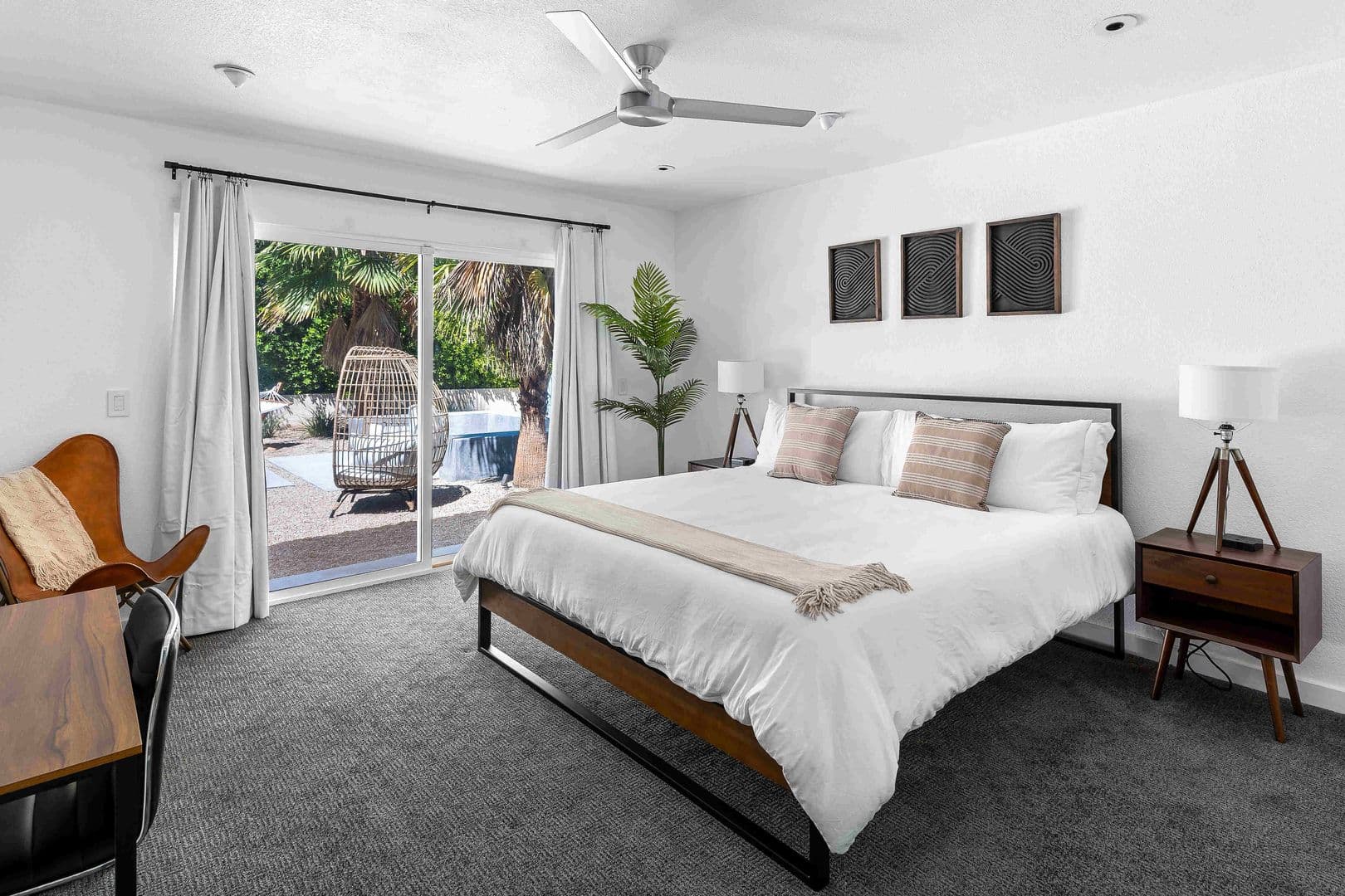 Palm Springs House: 2355 W Nicola Rd