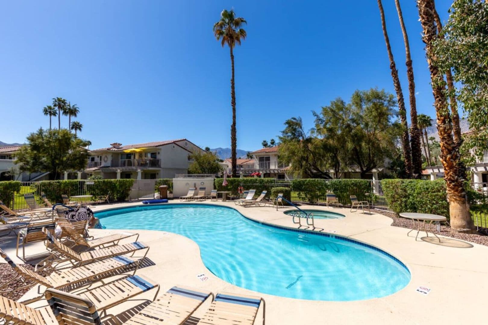 Palm Springs House: 2701 E Mesquite Ave