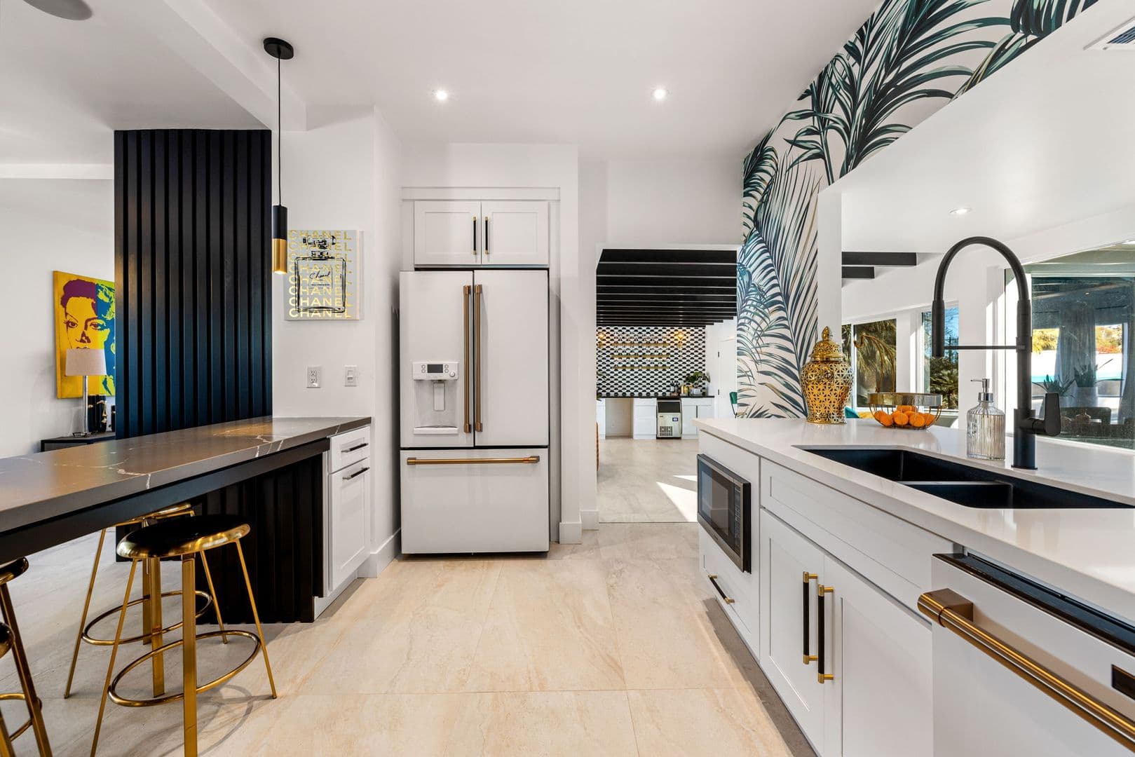 Palm Springs House: 2325 N Girasol Ave