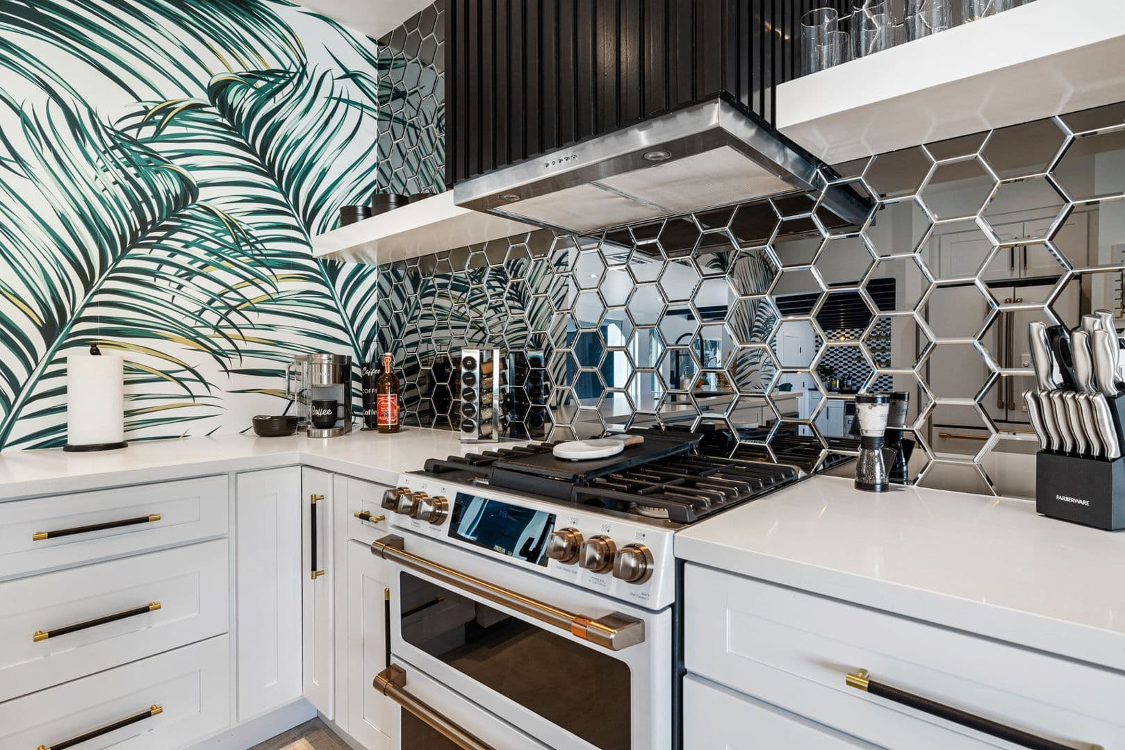 Palm Springs House: 2325 N Girasol Ave