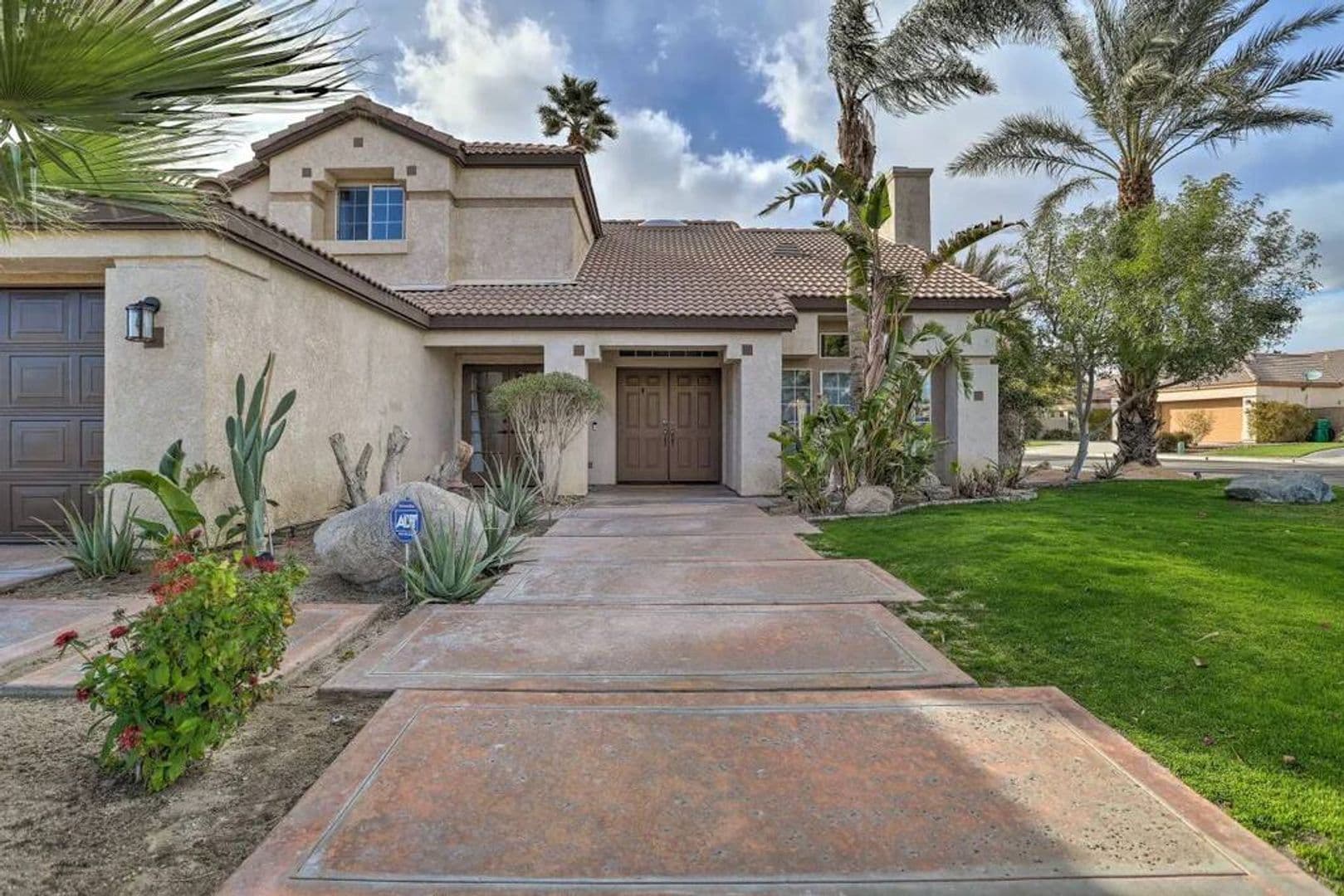 La Quinta House: 79150 Ocotillo Dr