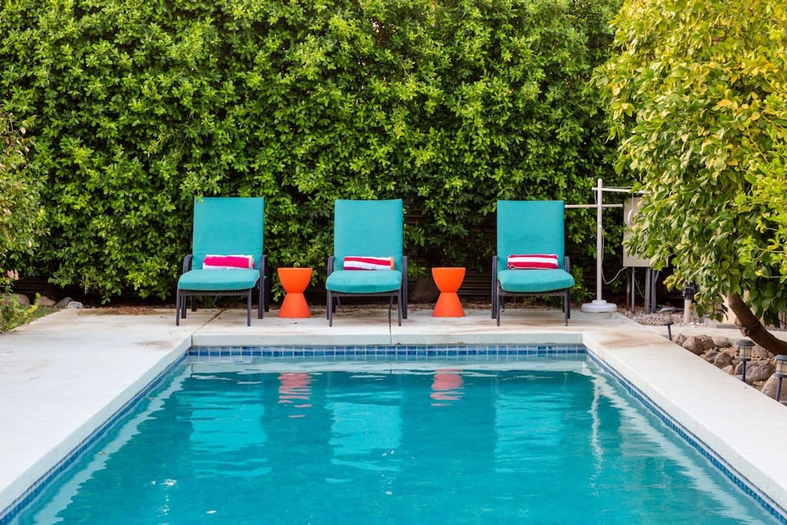 Palm Springs House: 2184 E Powell Rd