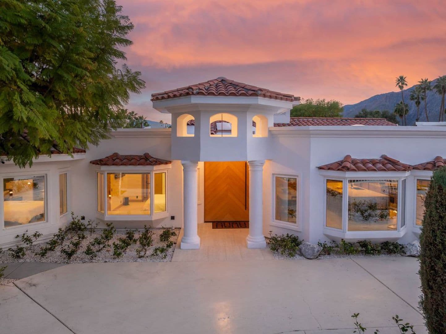 Palm Springs House: 875 Tamarisk Rd