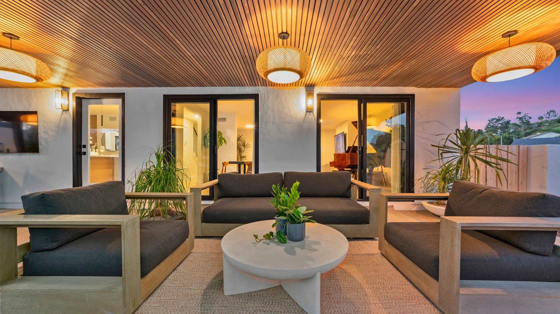 San Diego House: 5865 Cozzens Street