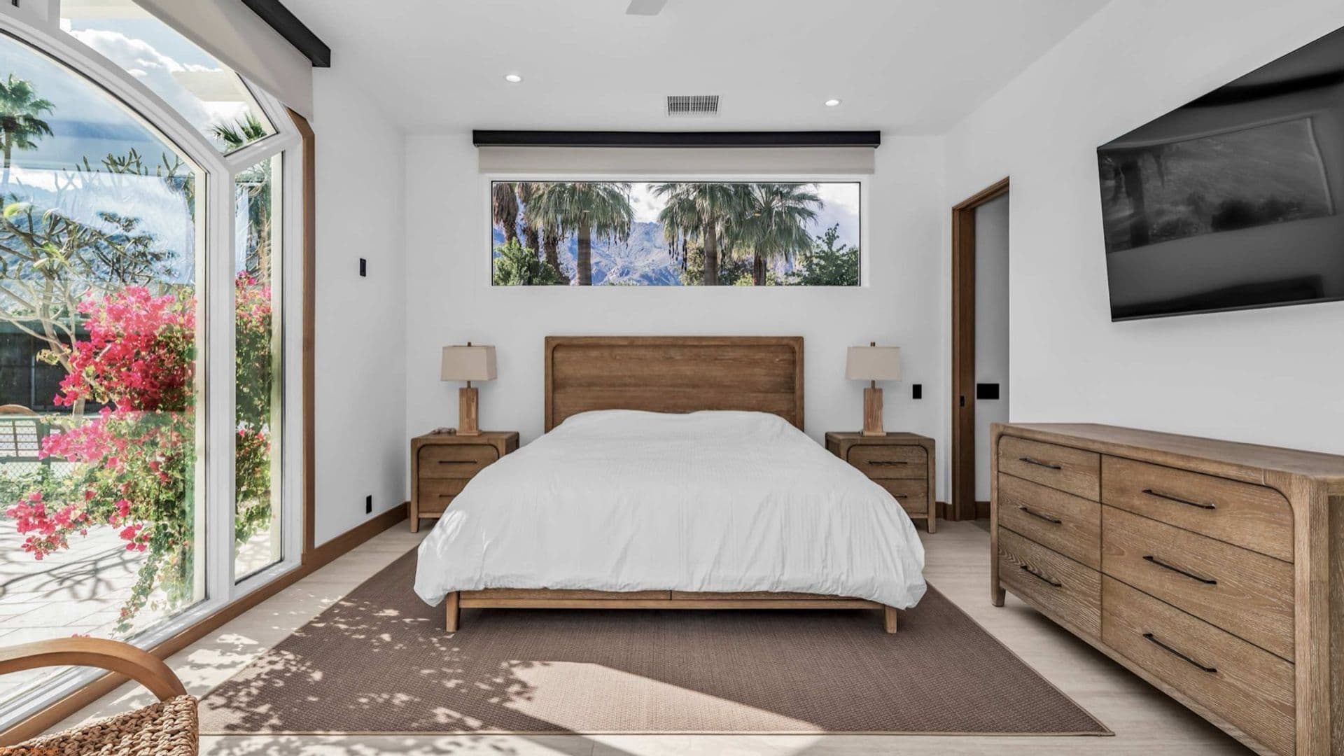 Palm Springs House: 875 Tamarisk Rd