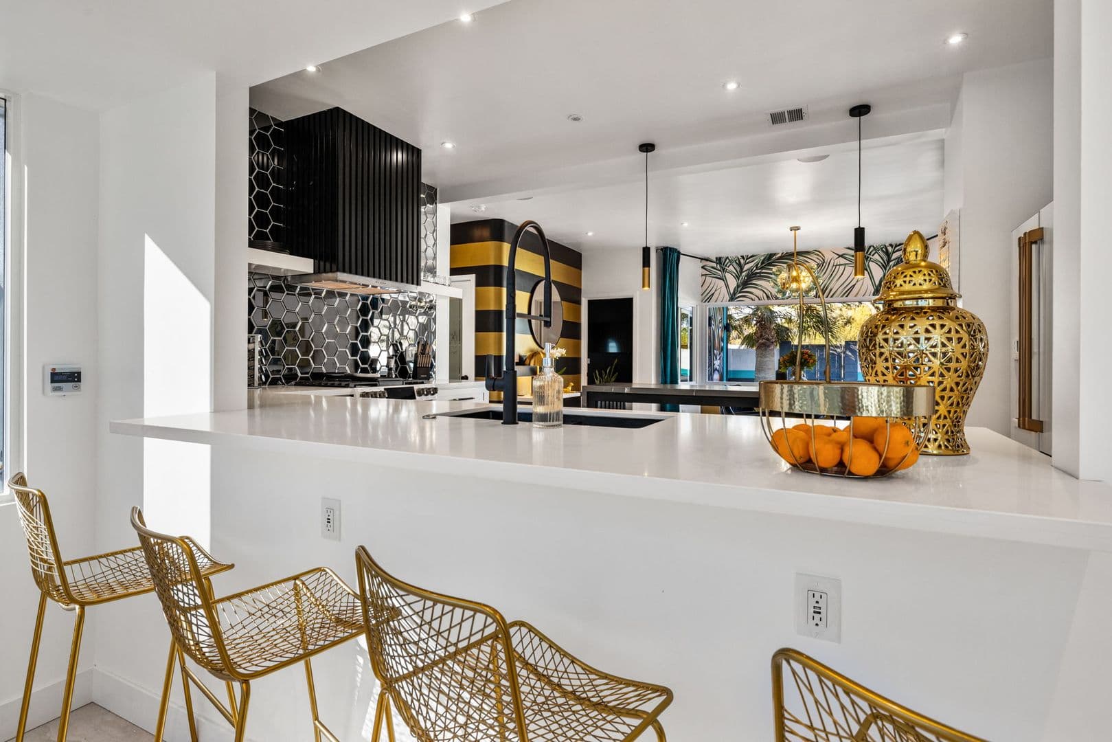 Palm Springs House: 2325 N Girasol Ave