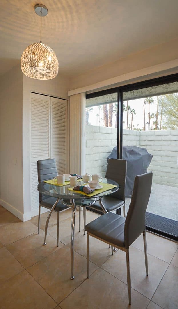 Cathedral City House: 35528 Pso Circulo E