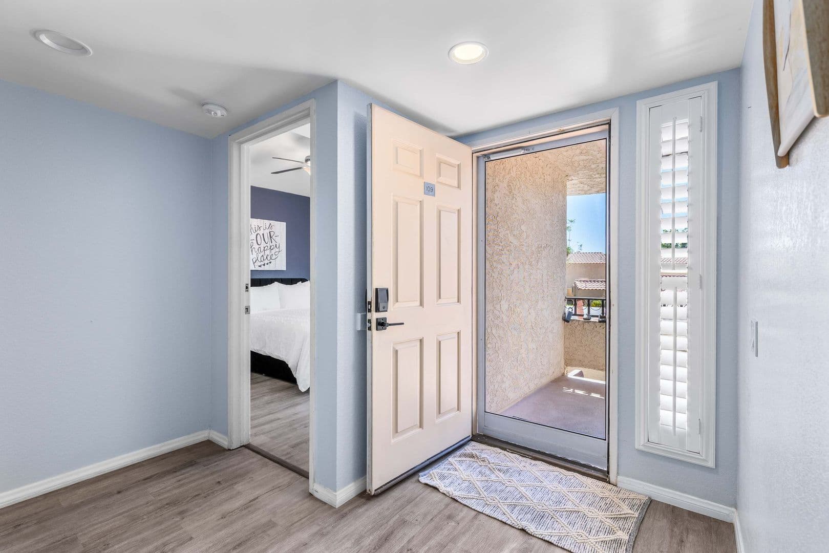 Palm Springs House: 2345 S Cherokee Way