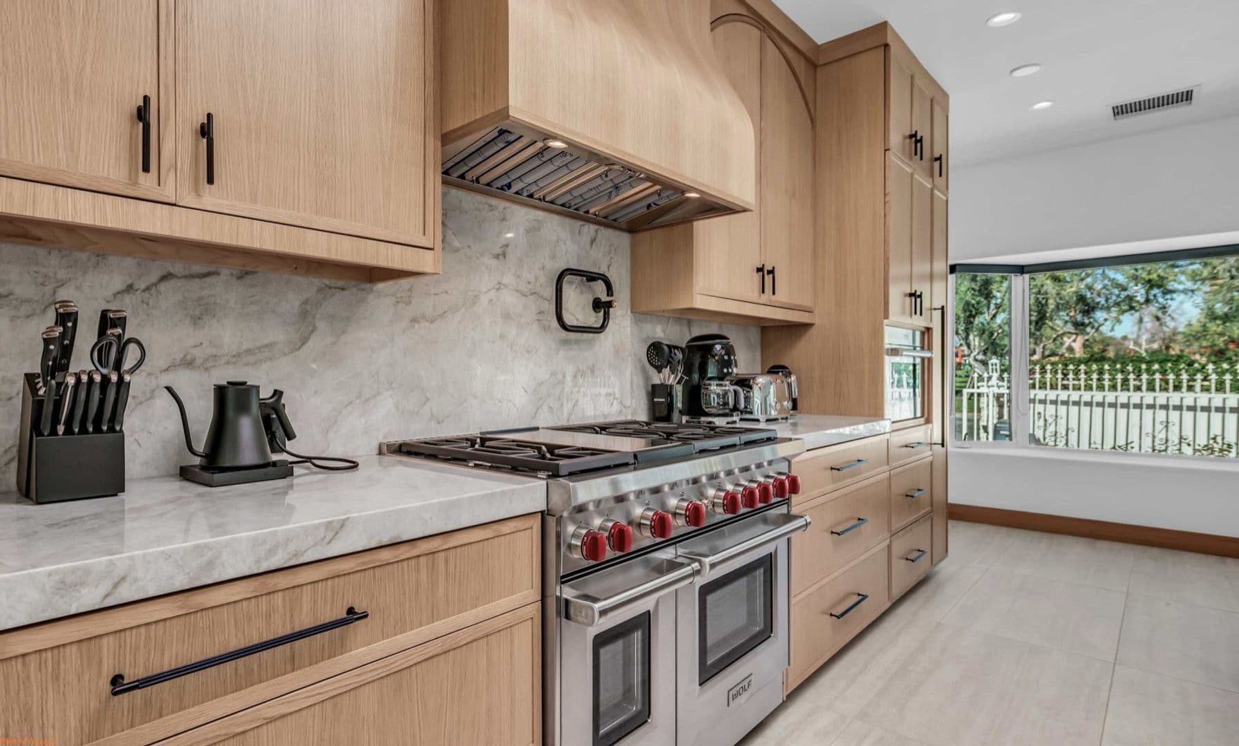 Palm Springs House: 875 Tamarisk Rd