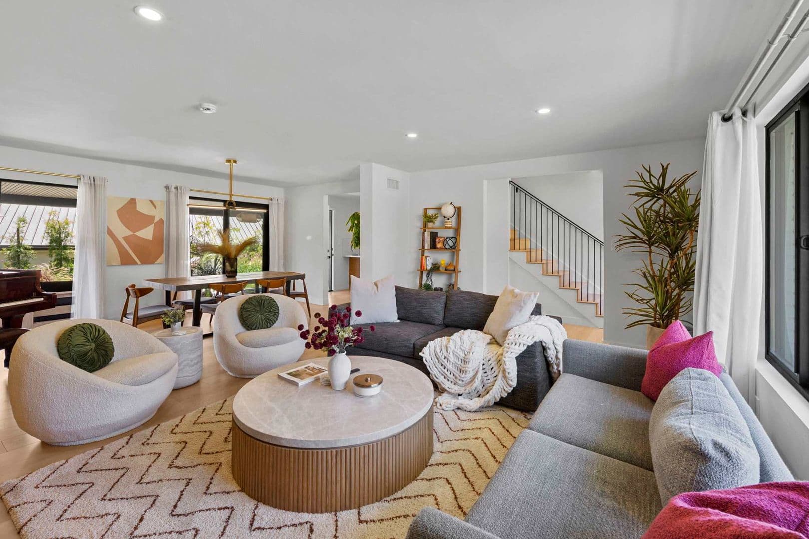 San Diego House: 5865 Cozzens Street