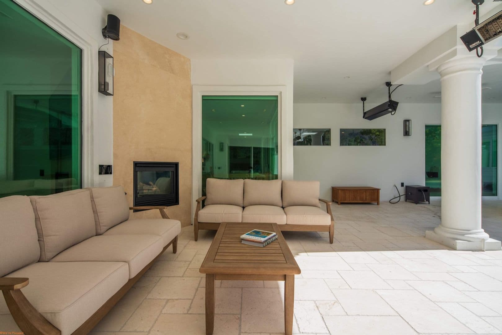 Palm Springs House: 875 Tamarisk Rd