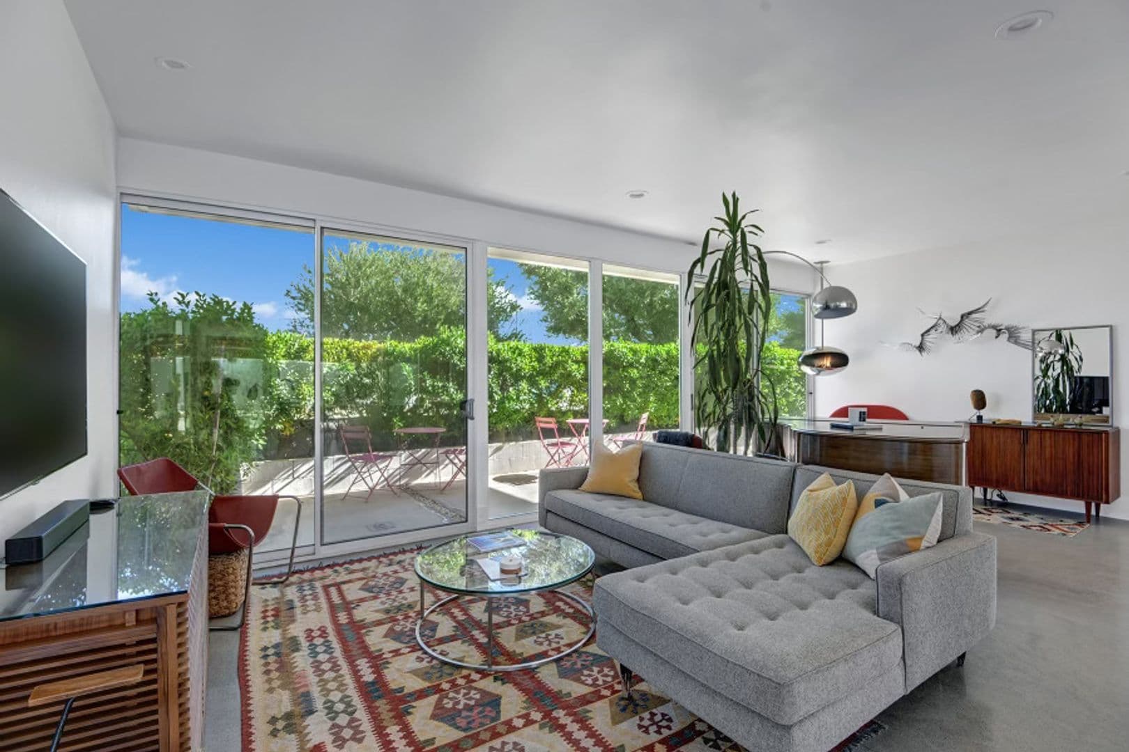 Palm Springs House: 3133 N Sunnyview Dr