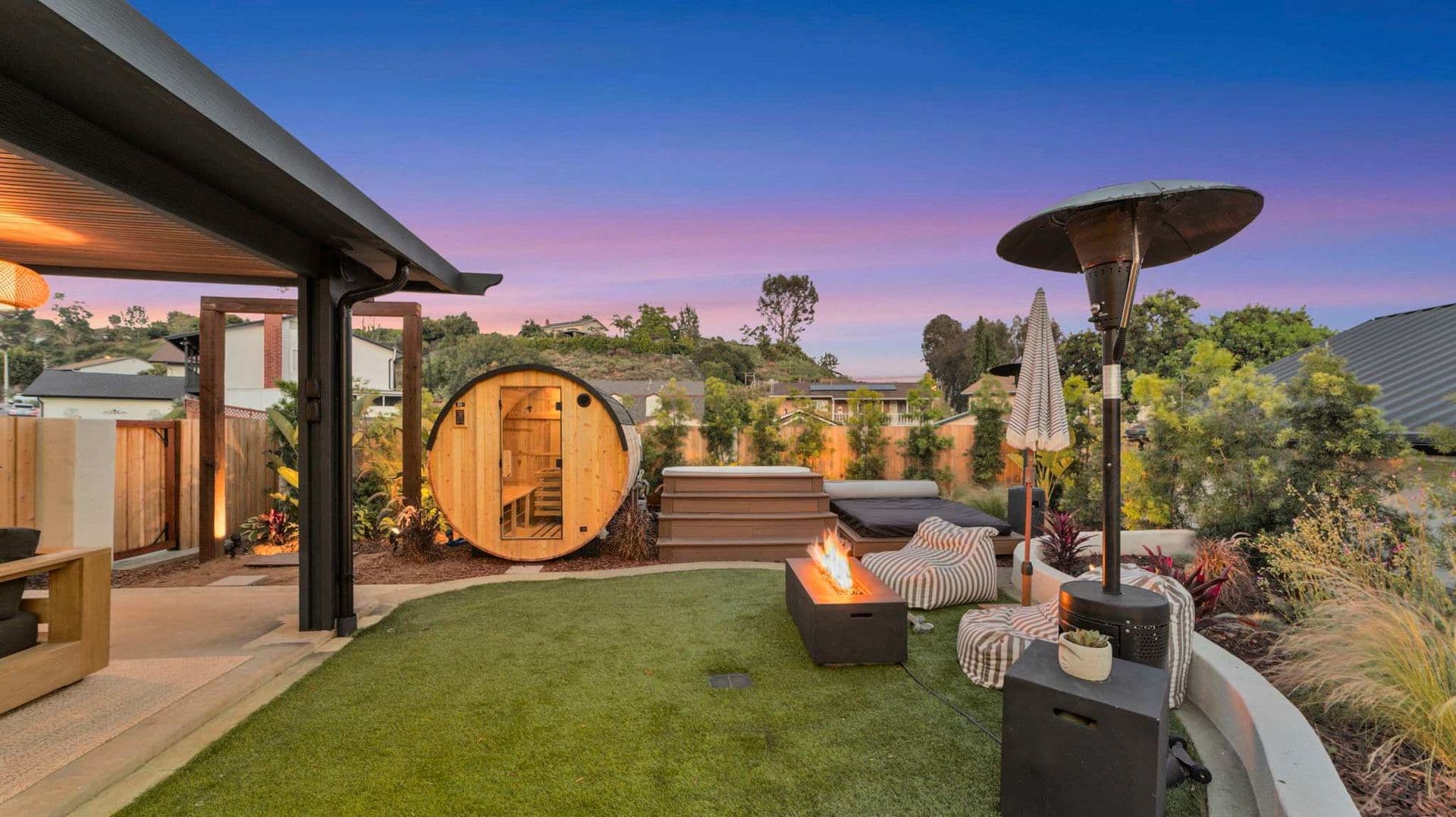 San Diego House: 5865 Cozzens Street