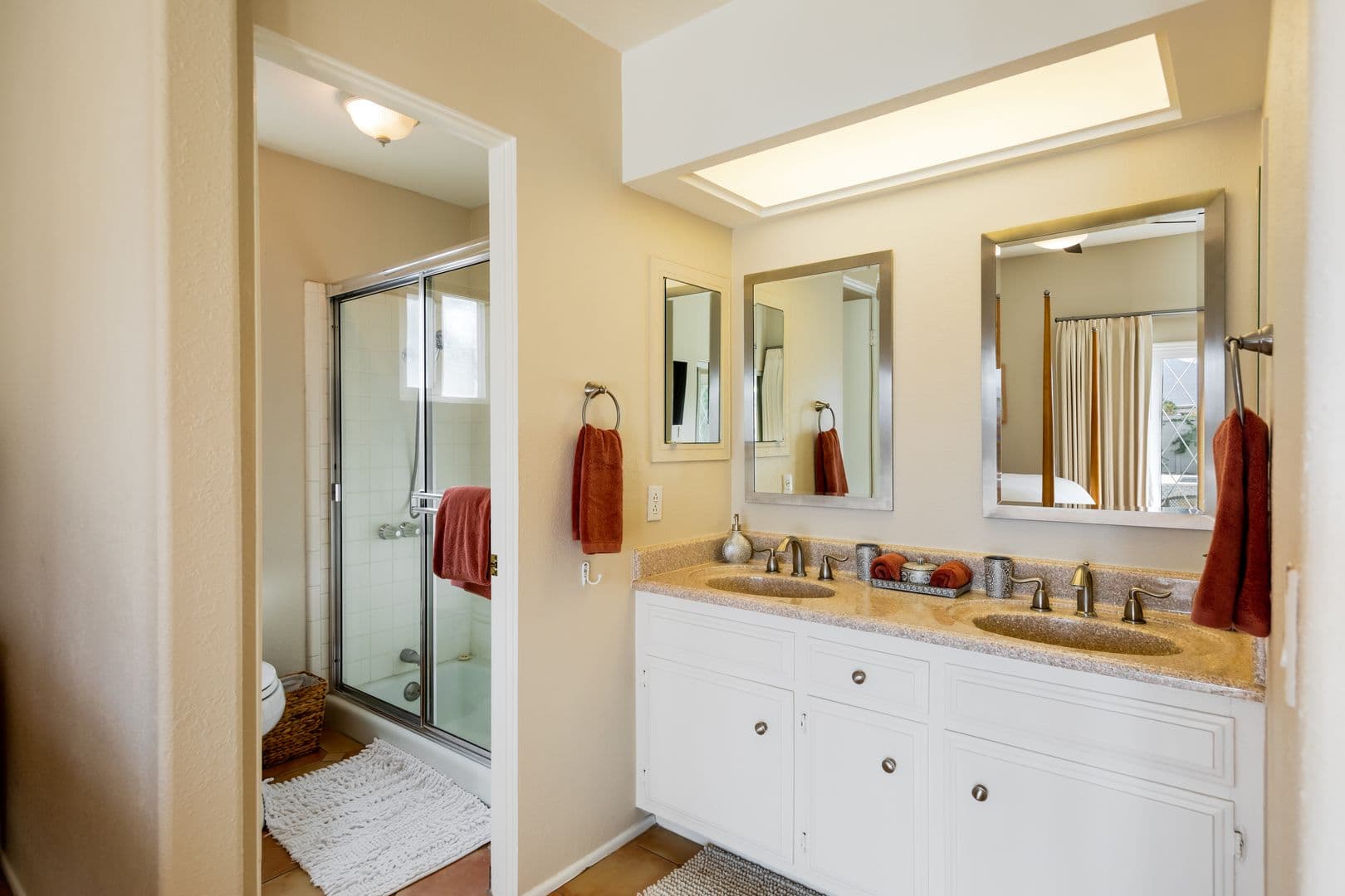 Palm Springs House: 477 East Via Colusa