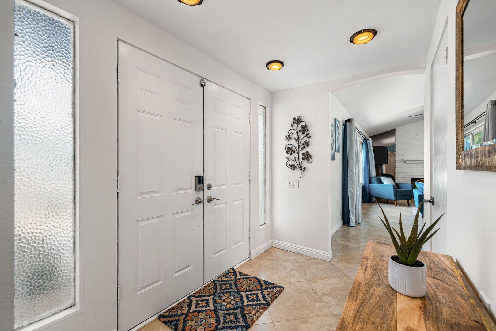 Palm Springs House: 2290 N Victoria Rd