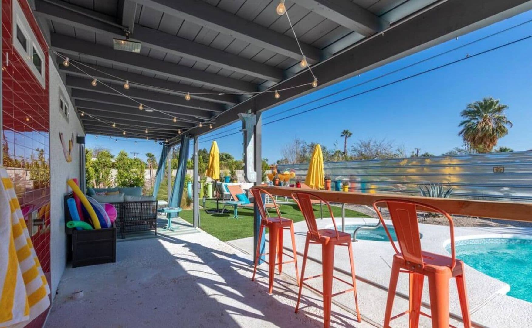 Palm Springs House: 2241 E Finley Rd
