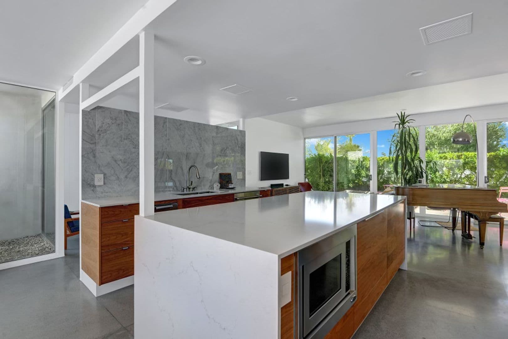 Palm Springs House: 3133 N Sunnyview Dr