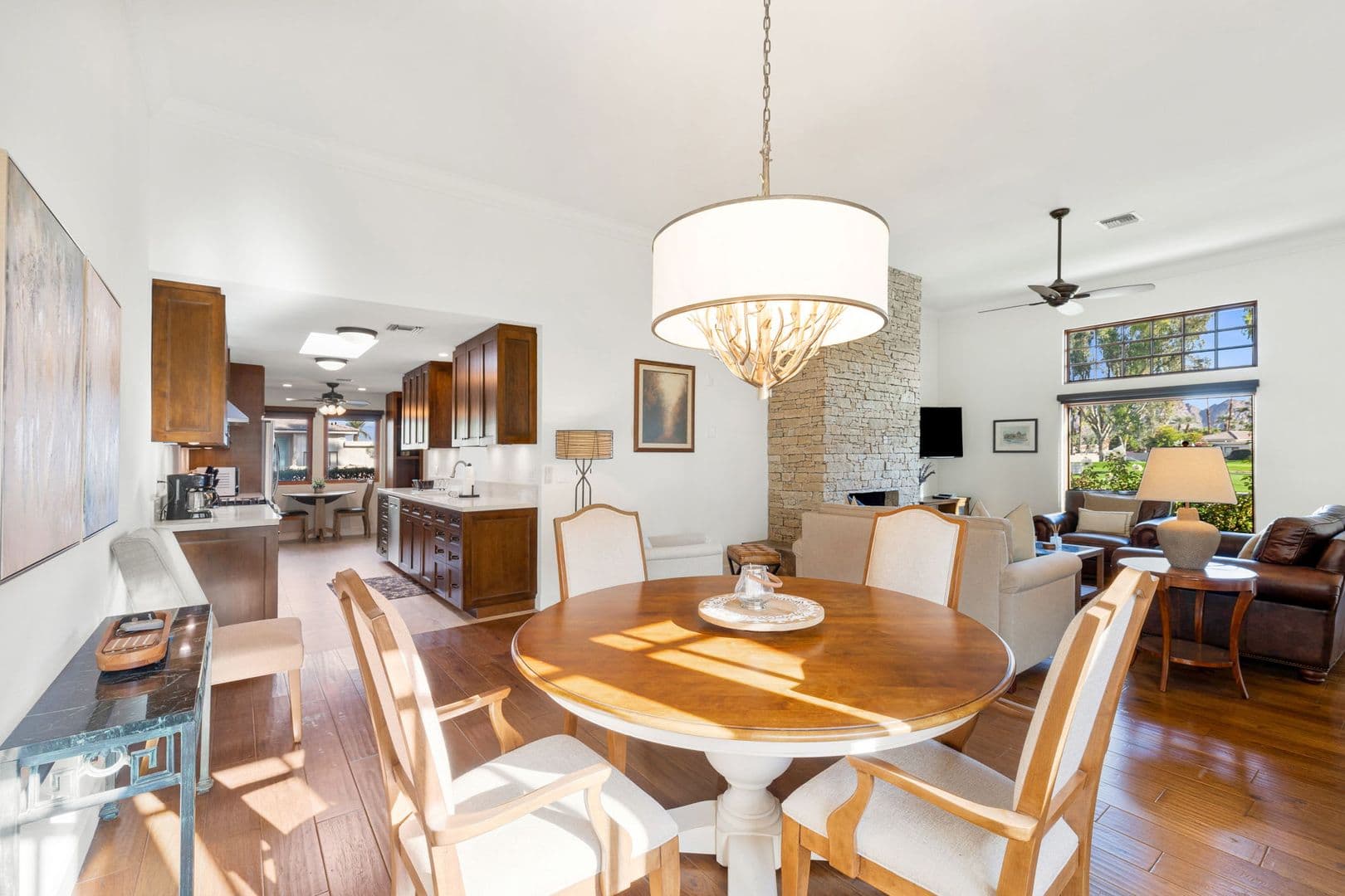Indian Wells House: 74939 Via Lago