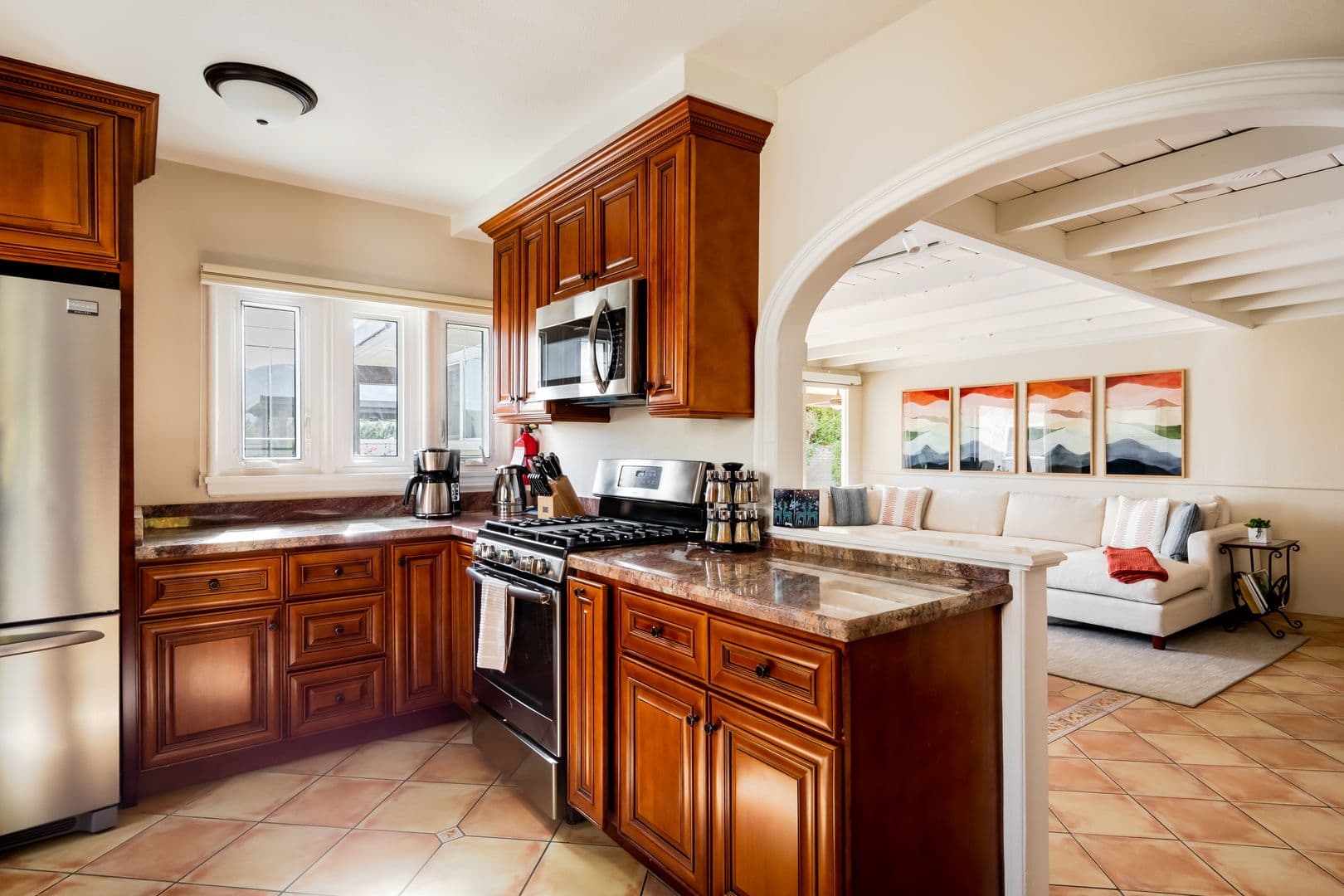 Palm Springs House: 477 East Via Colusa