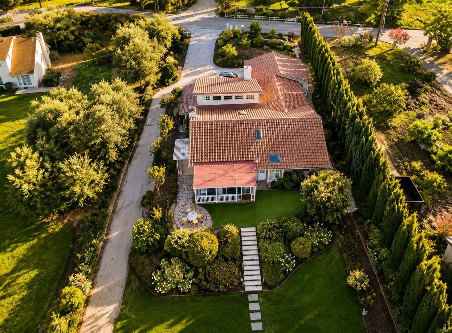 Fallbrook House: 1412 El Nido Dr