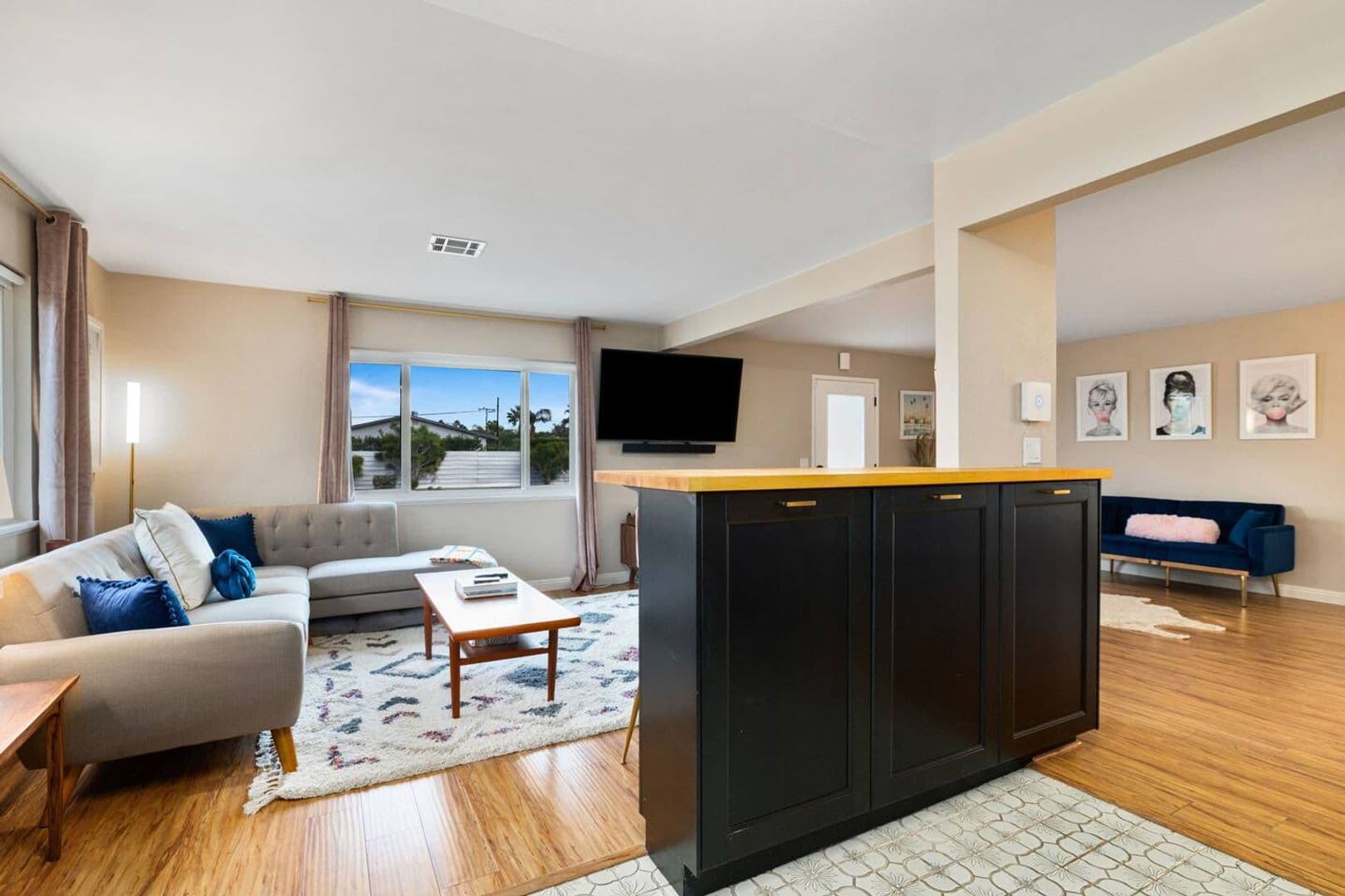 Palm Springs House: 2525 N Cerritos Rd