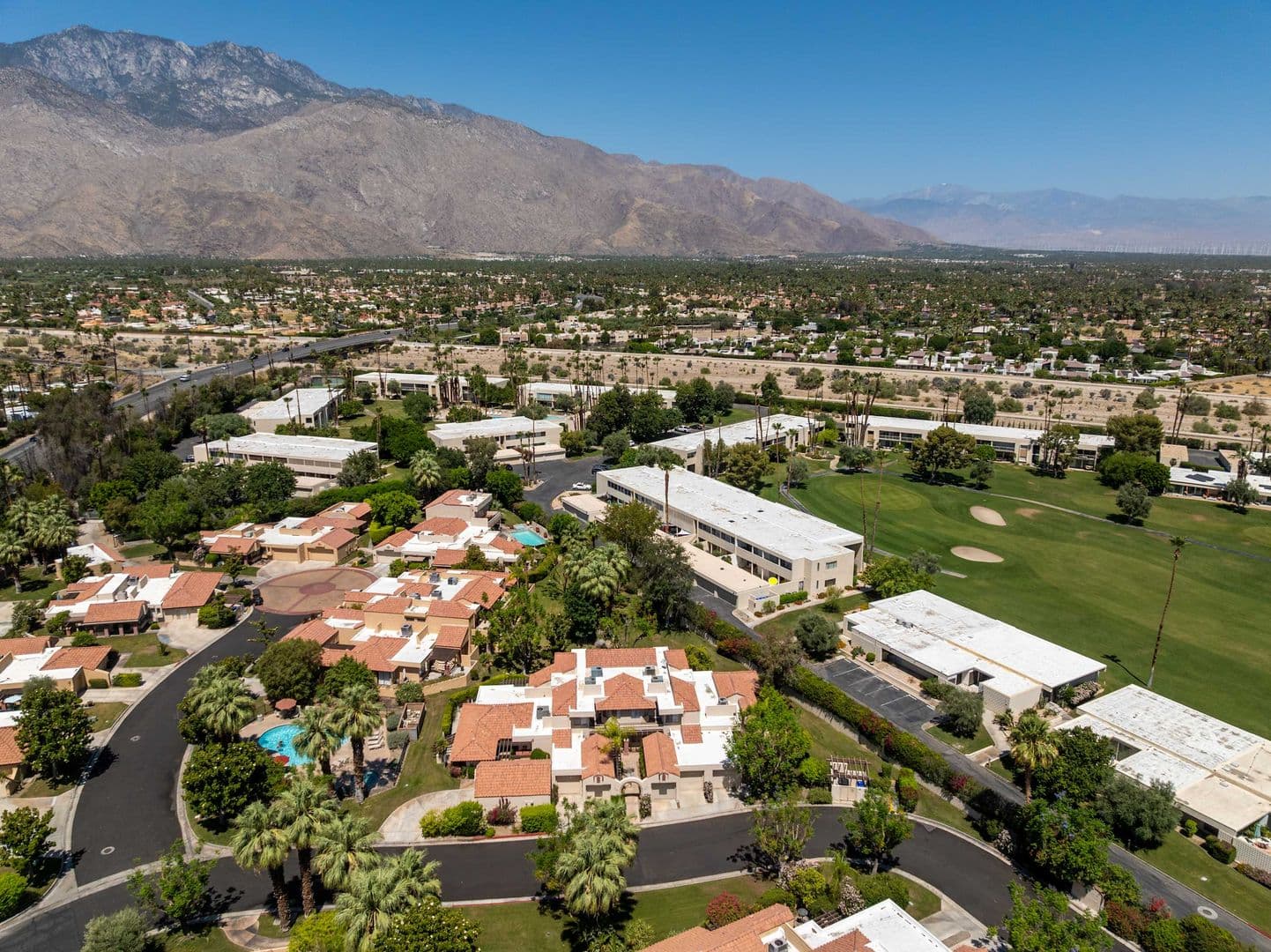 Palm Springs House: 2345 S Cherokee Way