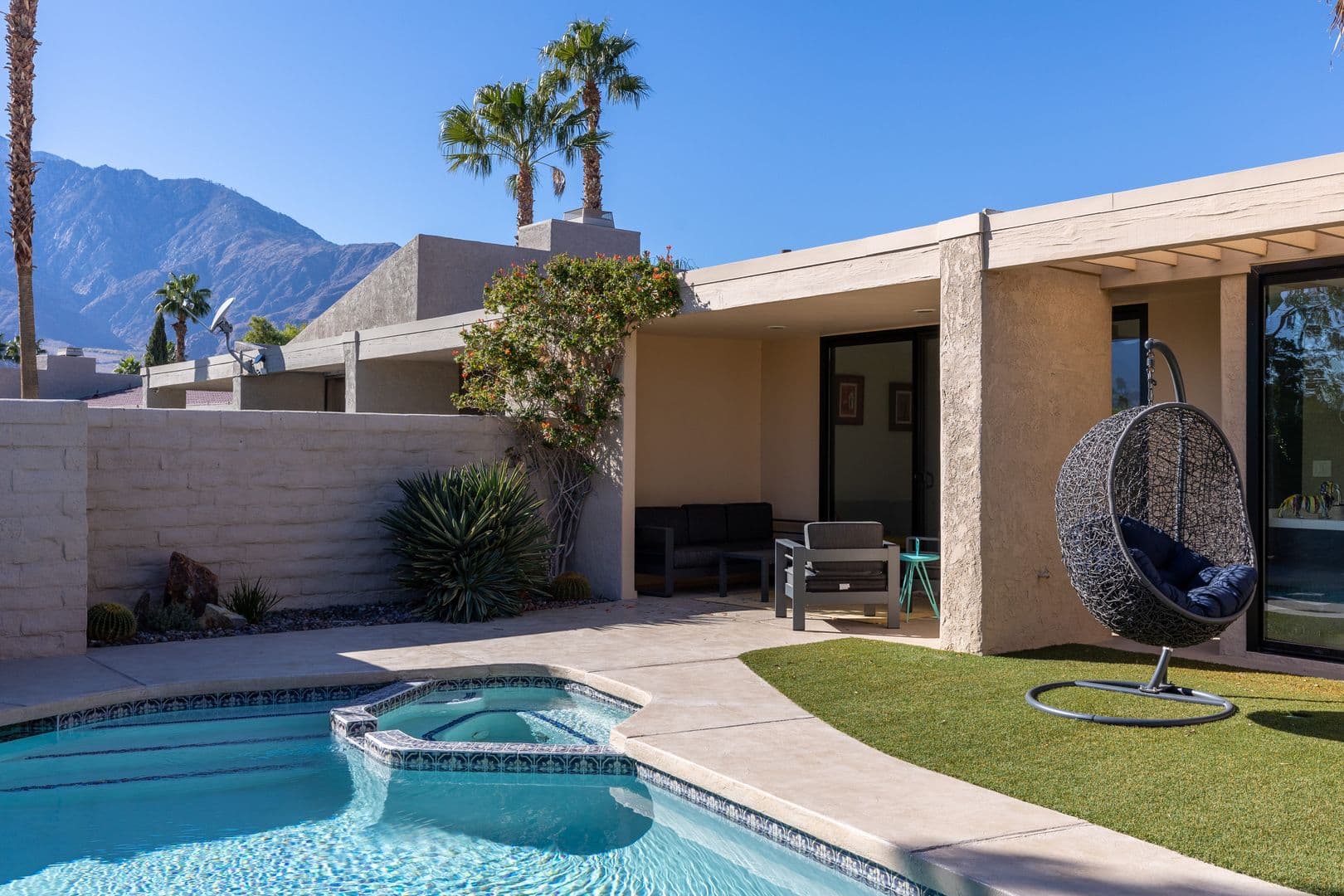 Palm Springs House: 2842 Sundance Cir W