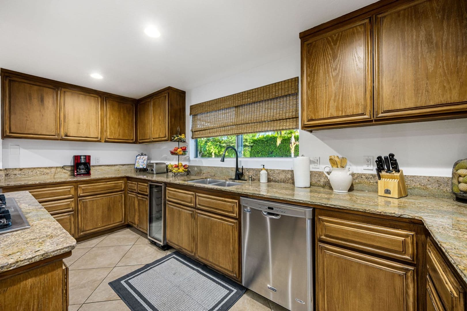 Palm Desert House: 73255 Grapevine Street