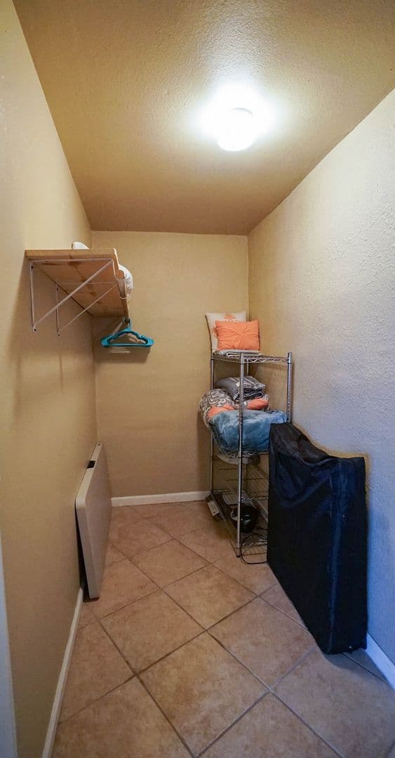 Cathedral City House: 68368 Calle Leon