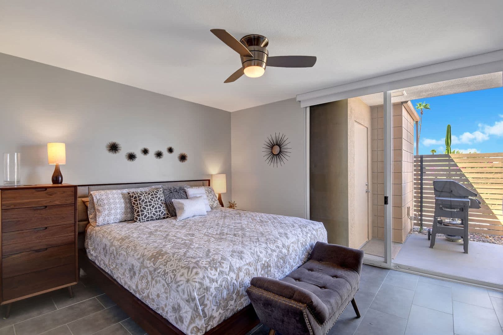 Palm Desert House: 72861 El Paseo