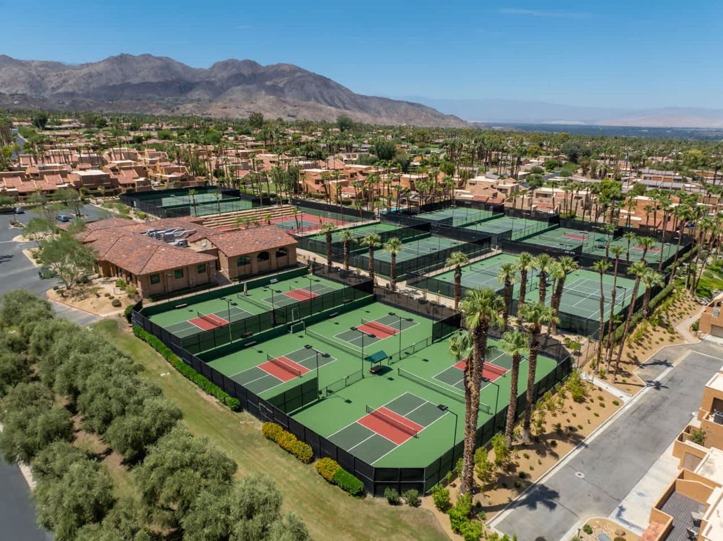 Palm Desert House: 48872 Quercus Ln