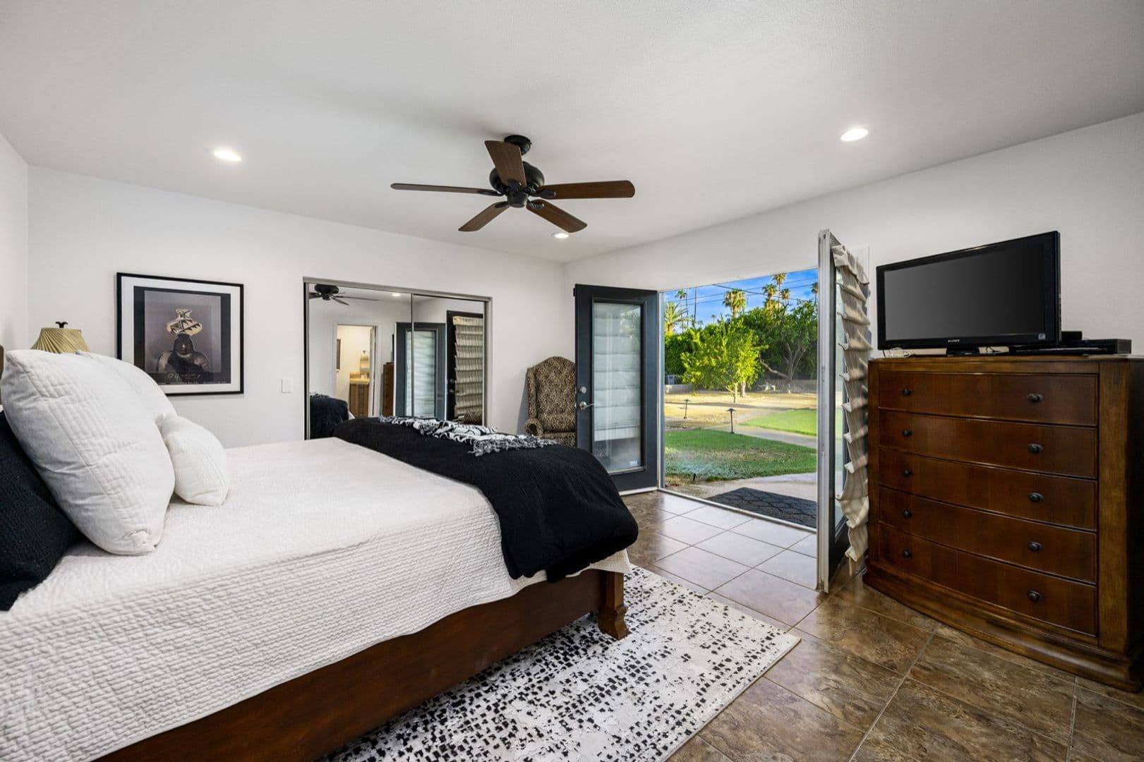 Palm Desert House: 73255 Grapevine Street