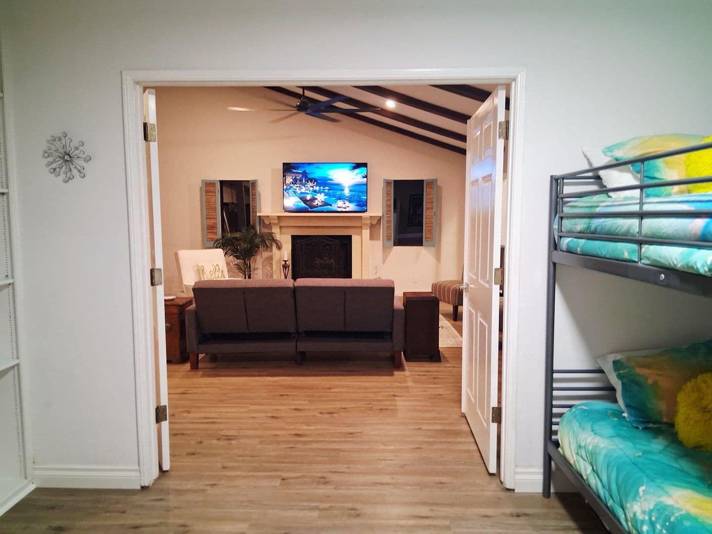 Fallbrook House: 1412 El Nido Dr